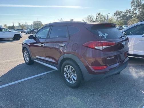 2017 Hyundai TUCSON SE