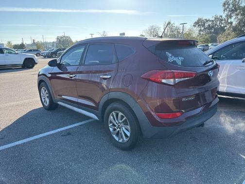 2017 Hyundai TUCSON SE