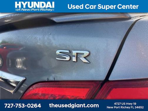 Gun Metallic 2015 Nissan Sentra SR