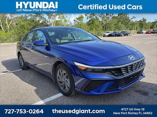 2024 Hyundai ELANTRA SEL