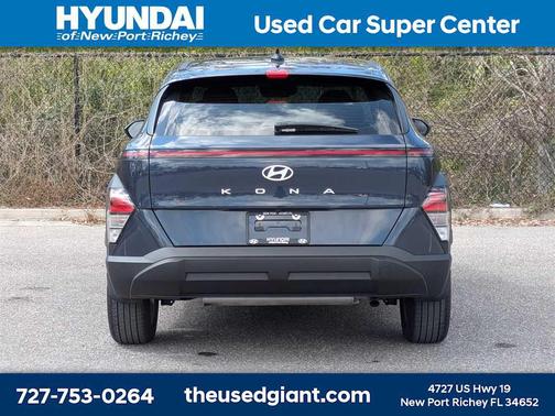 2024 Hyundai KONA SE