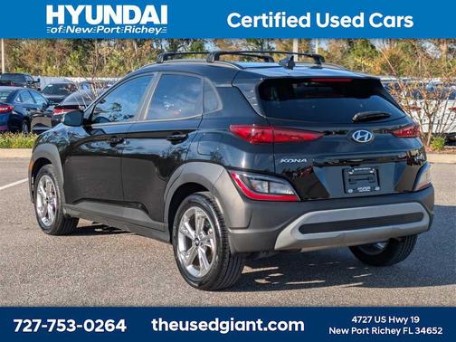 2023 Hyundai KONA SEL