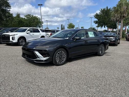 2025 Hyundai SONATA Hybrid Limited