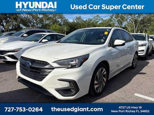 Crystal White Pearl 2024 Subaru Legacy Limited