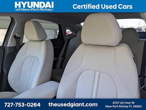 2025 Hyundai SONATA SE