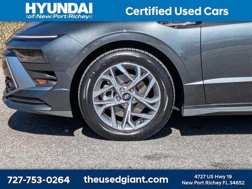 2025 Hyundai SONATA SE