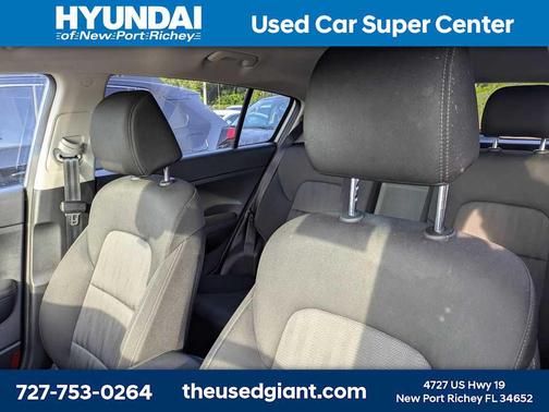 Steel Gray 2022 Kia Sportage LX