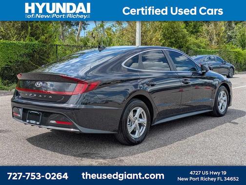 2023 Hyundai SONATA SE