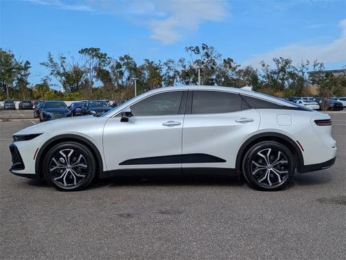 2025 Toyota Crown XLE