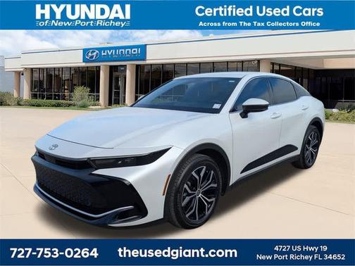 2025 Toyota Crown XLE