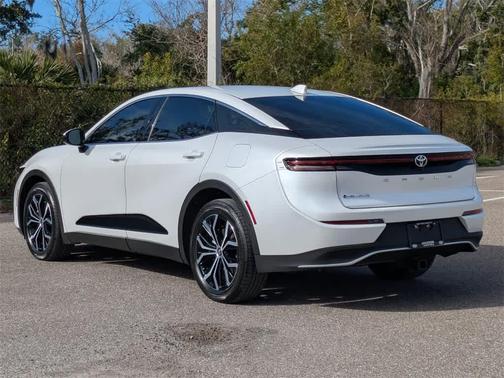 2025 Toyota Crown XLE