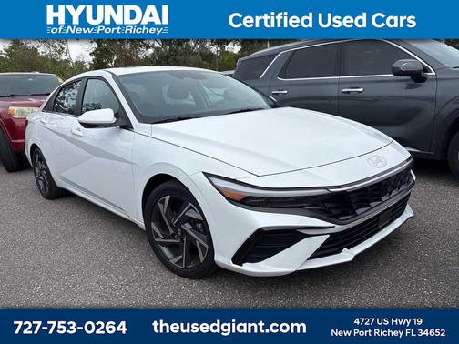 2024 Hyundai ELANTRA SEL