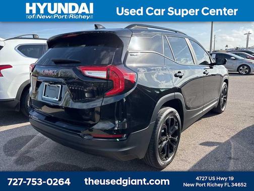 2022 GMC Terrain SLE