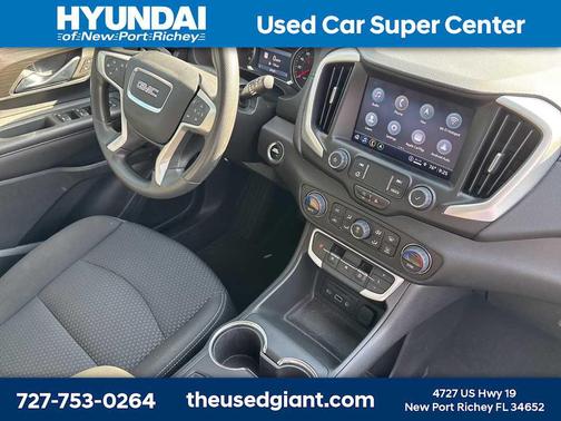 2022 GMC Terrain SLE