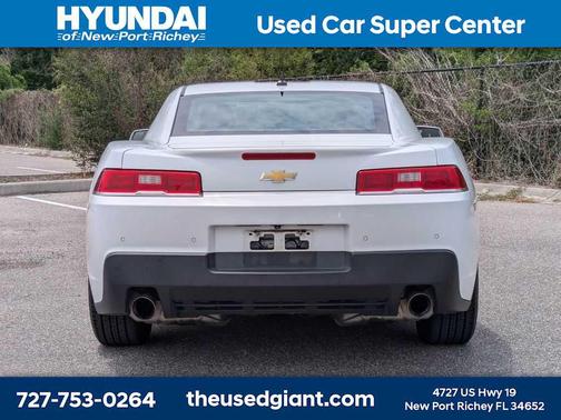 Summit White 2015 Chevrolet Camaro 1LT