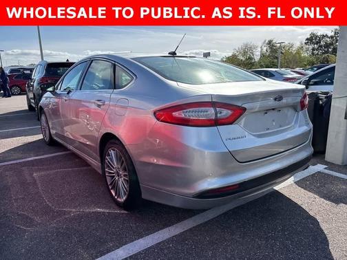 2015 Ford Fusion SE