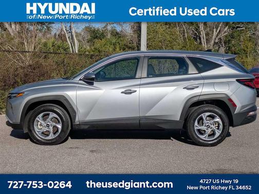 2023 Hyundai TUCSON SE