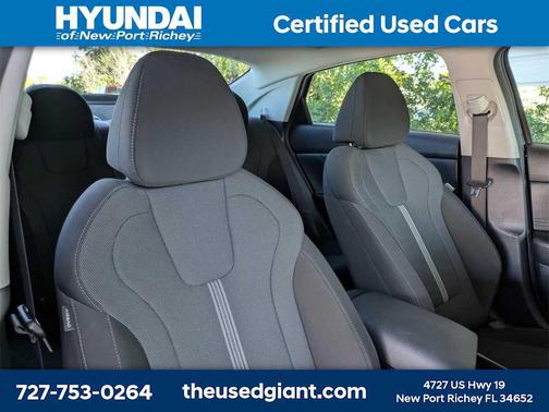 2021 Hyundai ELANTRA SE