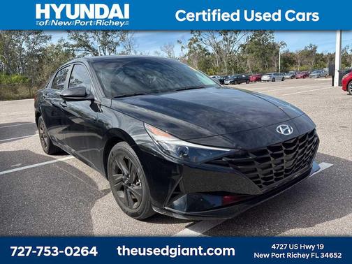 2023 Hyundai ELANTRA SEL