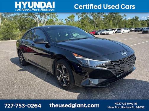 2023 Hyundai ELANTRA SEL