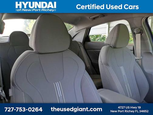 2022 Hyundai ELANTRA SEL