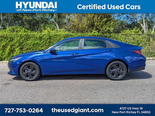 2022 Hyundai ELANTRA SEL