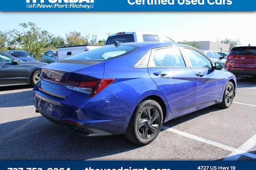 2022 Hyundai ELANTRA SEL