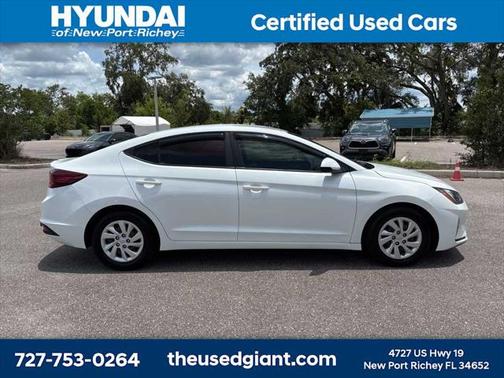 2019 Hyundai ELANTRA SE