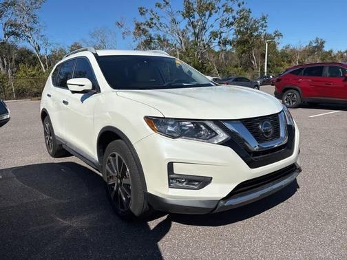 2020 Nissan Rogue SL