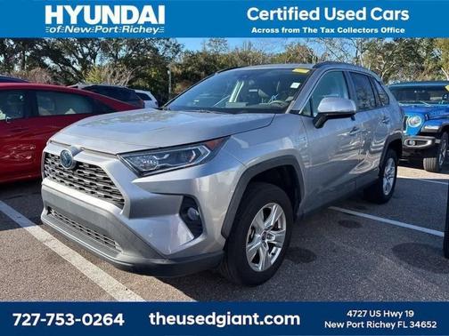 2021 Toyota RAV4 Hybrid XLE
