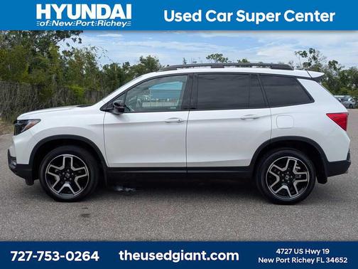 Platinum White Pearl 2023 Honda Passport AWD Elite