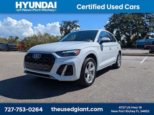 2023 Audi Q5 45 S line Premium Plus