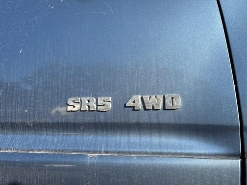 2004 Toyota 4Runner SR5 V8