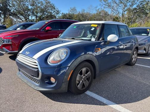 2015 MINI Hardtop Cooper