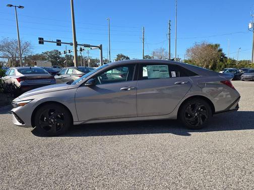 Fluid Metal 2026 Hyundai ELANTRA Sport