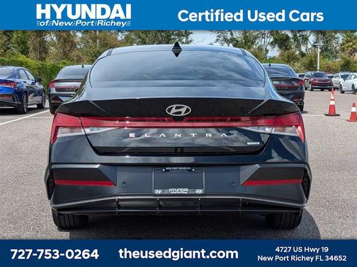 2024 Hyundai ELANTRA HEV Limited