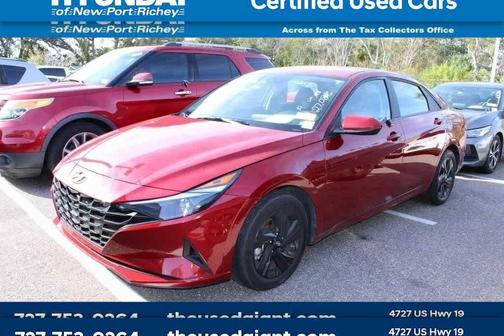 2023 Hyundai ELANTRA SEL