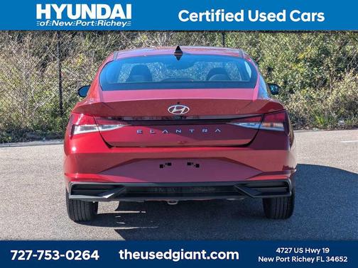 2023 Hyundai ELANTRA SEL