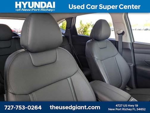 2026 Hyundai TUCSON SEL Premium