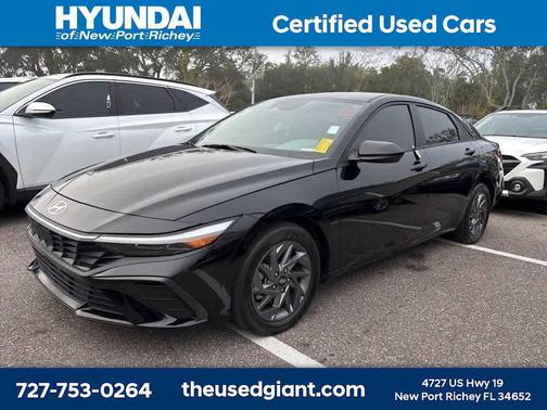 2024 Hyundai ELANTRA SEL