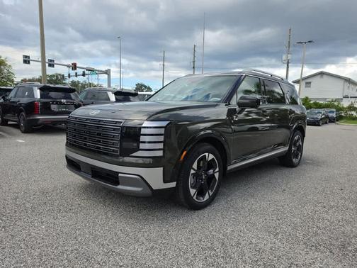 Titan Green Pearl 2027 Hyundai Palisade Hybrid Limited 7P