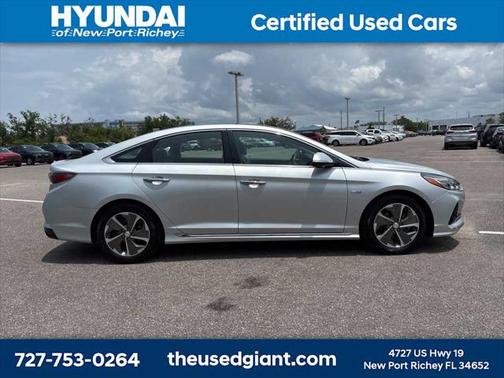 2019 Hyundai SONATA Hybrid Limited