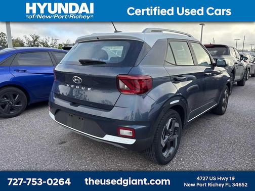 2023 Hyundai VENUE Limited