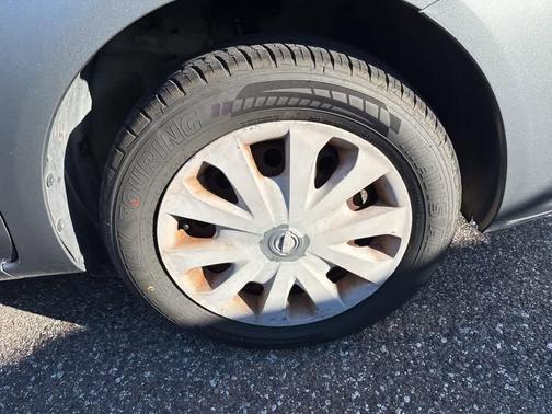 2014 Nissan Versa 1.6 SV