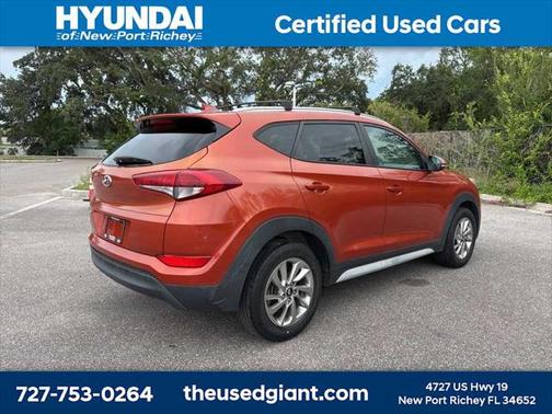 2017 Hyundai TUCSON SE Plus
