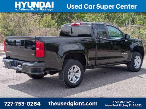 Black 2022 Chevrolet Colorado LT