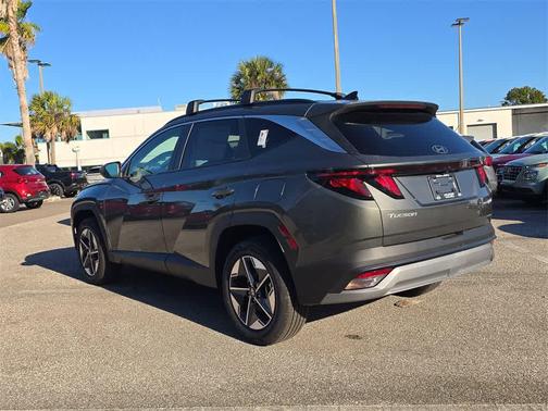 2026 Hyundai TUCSON Hybrid SEL