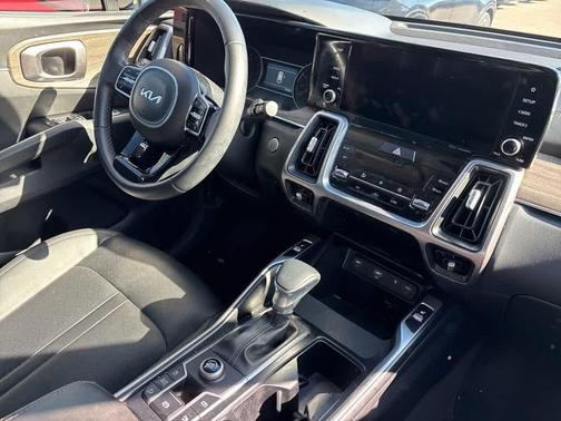 2023 Kia Sorento EX