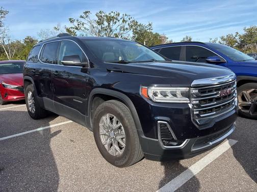 2022 GMC Acadia FWD SLT
