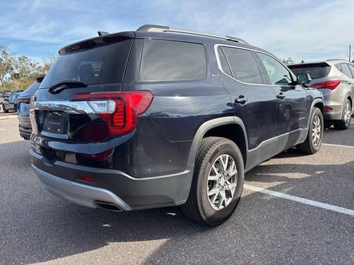2022 GMC Acadia FWD SLT